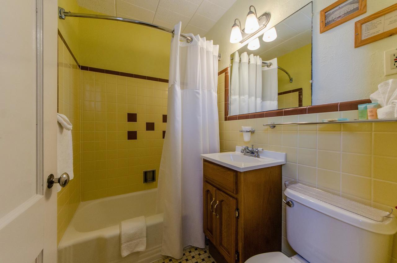 Marlane Motel Wildwood Room photo