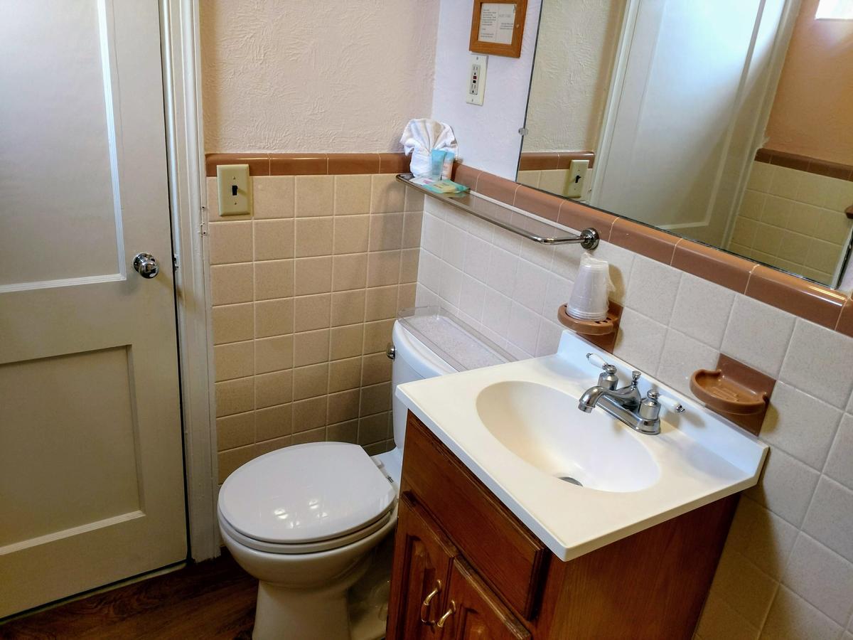 Marlane Motel Wildwood Room photo